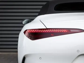 MERCEDES-BENZ SL 63 AMG Roadster 4MATIC  - Carbon