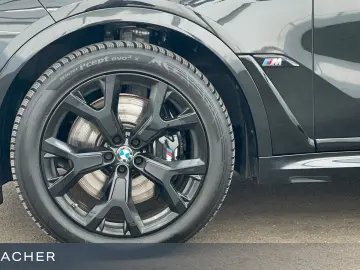 BMW X7 M60i xDrive A M-Sport PRO SkyLou DAProf Leder