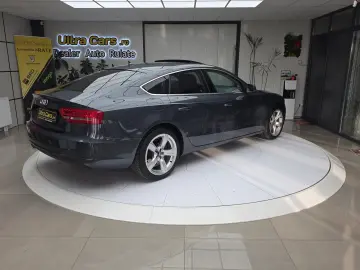 Audi A5 2.0TDI   Automat