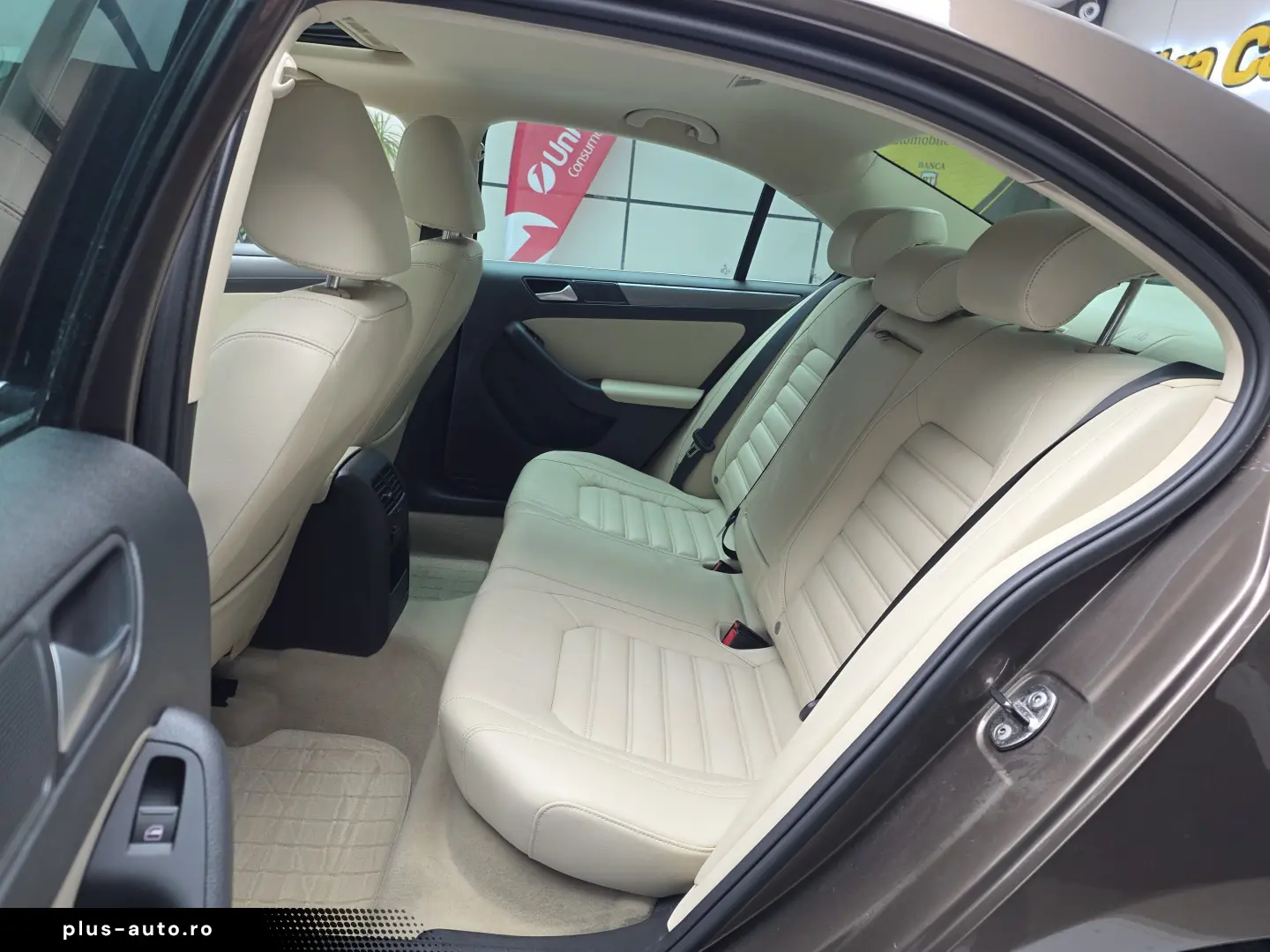 Volkswagen Jetta 2.0TDI   Highline