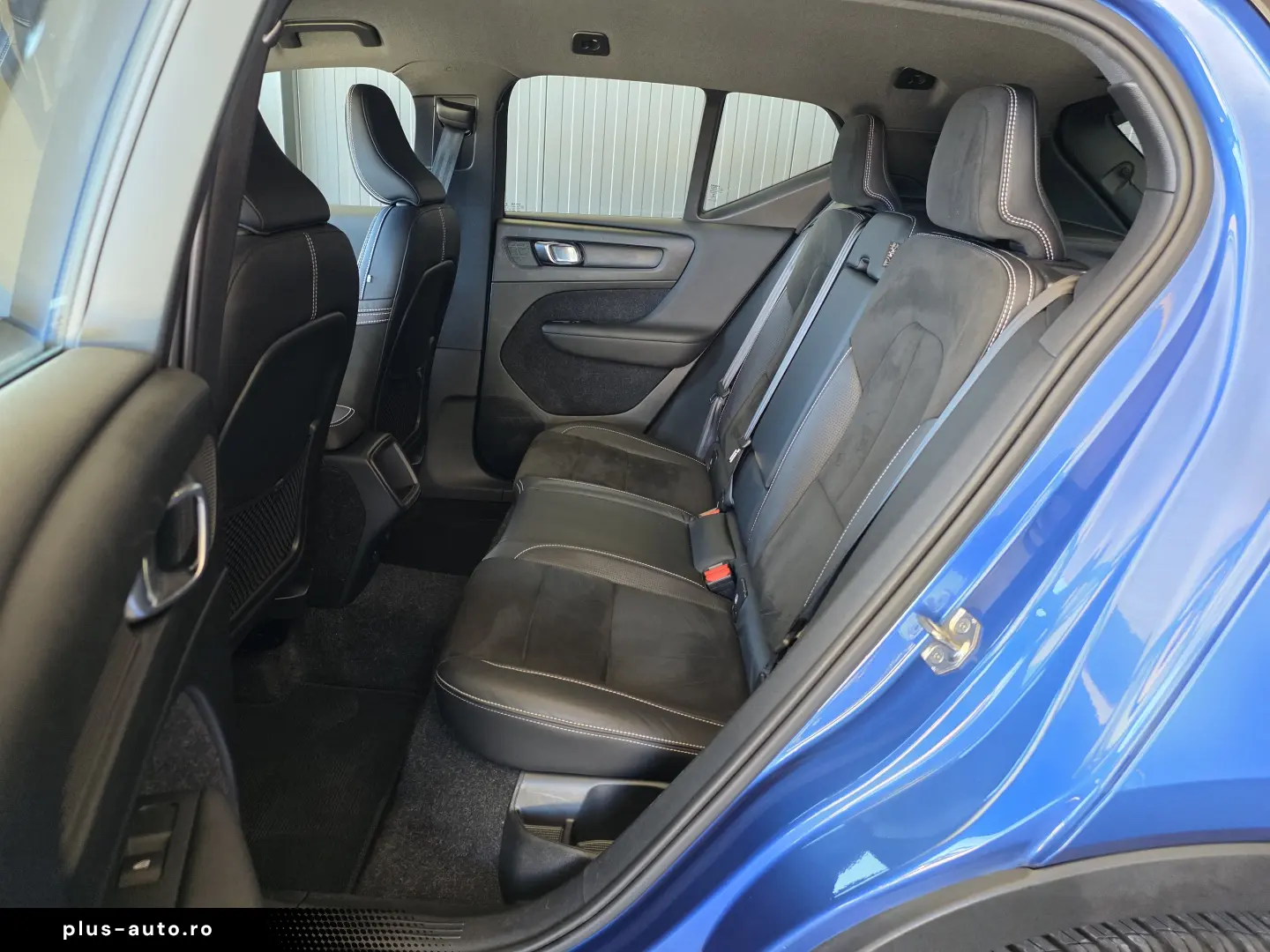 Volvo XC40 2.0D4  190cp   AWD   Euro 6  ‘’ R-Design ’’