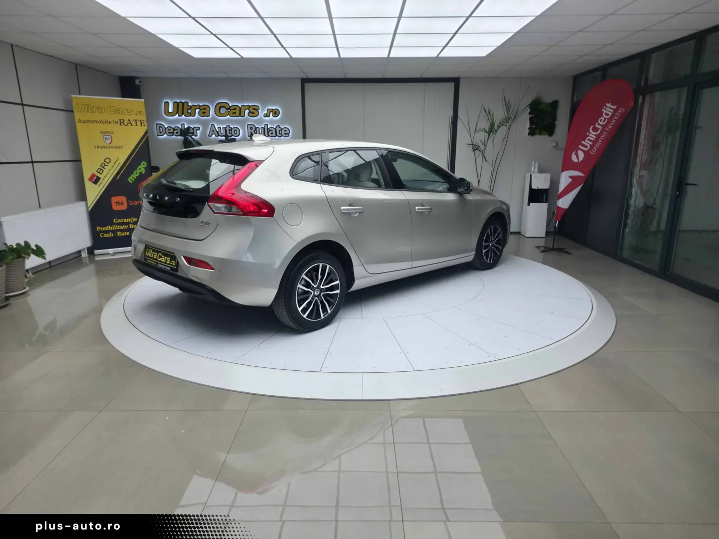 Volvo V40 2.0D2   Euro 6   Momentum