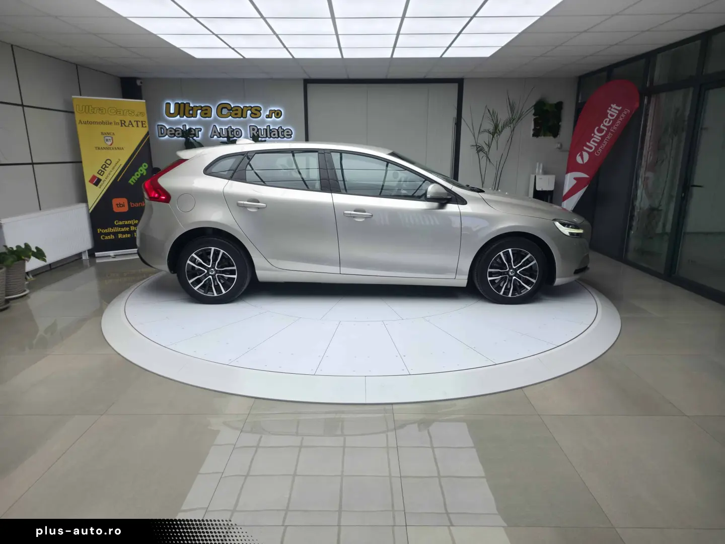 Volvo V40 2.0D2   Euro 6   Momentum