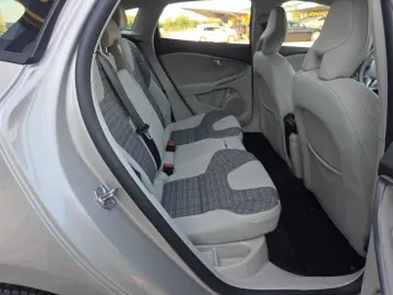 Volvo V40 2.0D2   Euro 6   Momentum