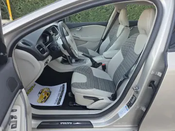 Volvo V40 2.0D2   Euro 6   Momentum