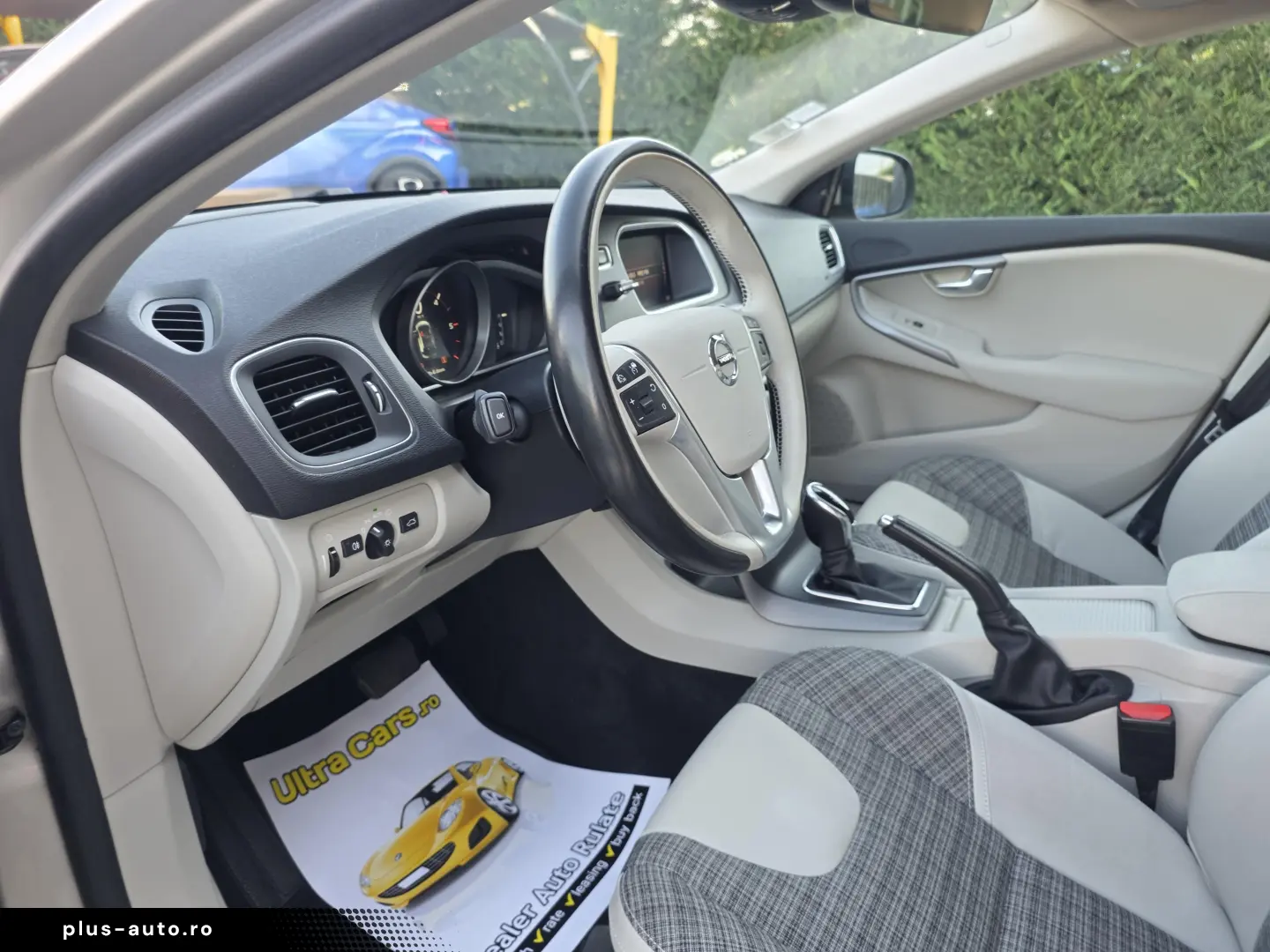 Volvo V40 2.0D2   Euro 6   Momentum