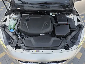Volvo V40 2.0D2   Euro 6   Momentum