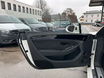 BENTLEY Continental GT Speed V8 Hybrid