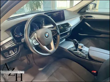 BMW 530e Plug-in Hybrid Head-Up LED Spurhalte- & Tot