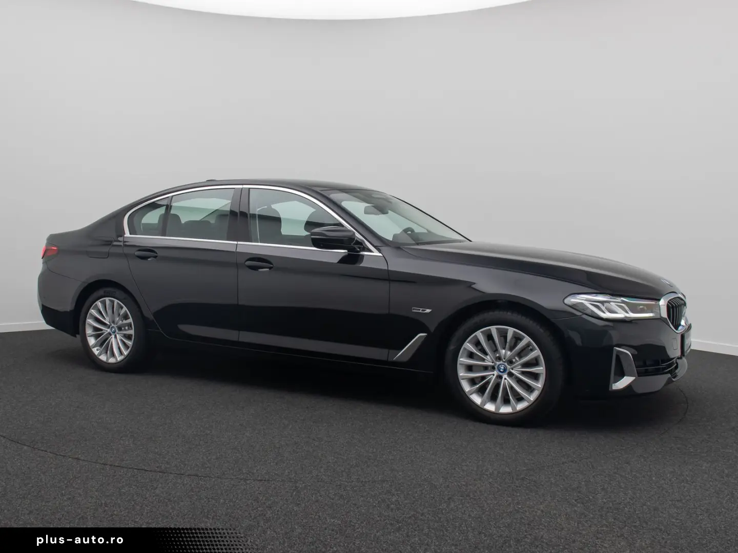 BMW 530e Luxury Line ACC Laser 360  HUD DAB Sport