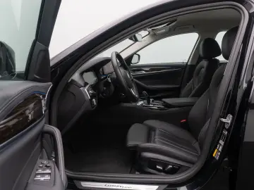 BMW 530e Luxury Line ACC Laser 360  HUD DAB Sport