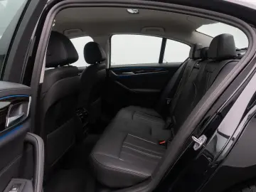 BMW 530e Luxury Line ACC Laser 360  HUD DAB Sport