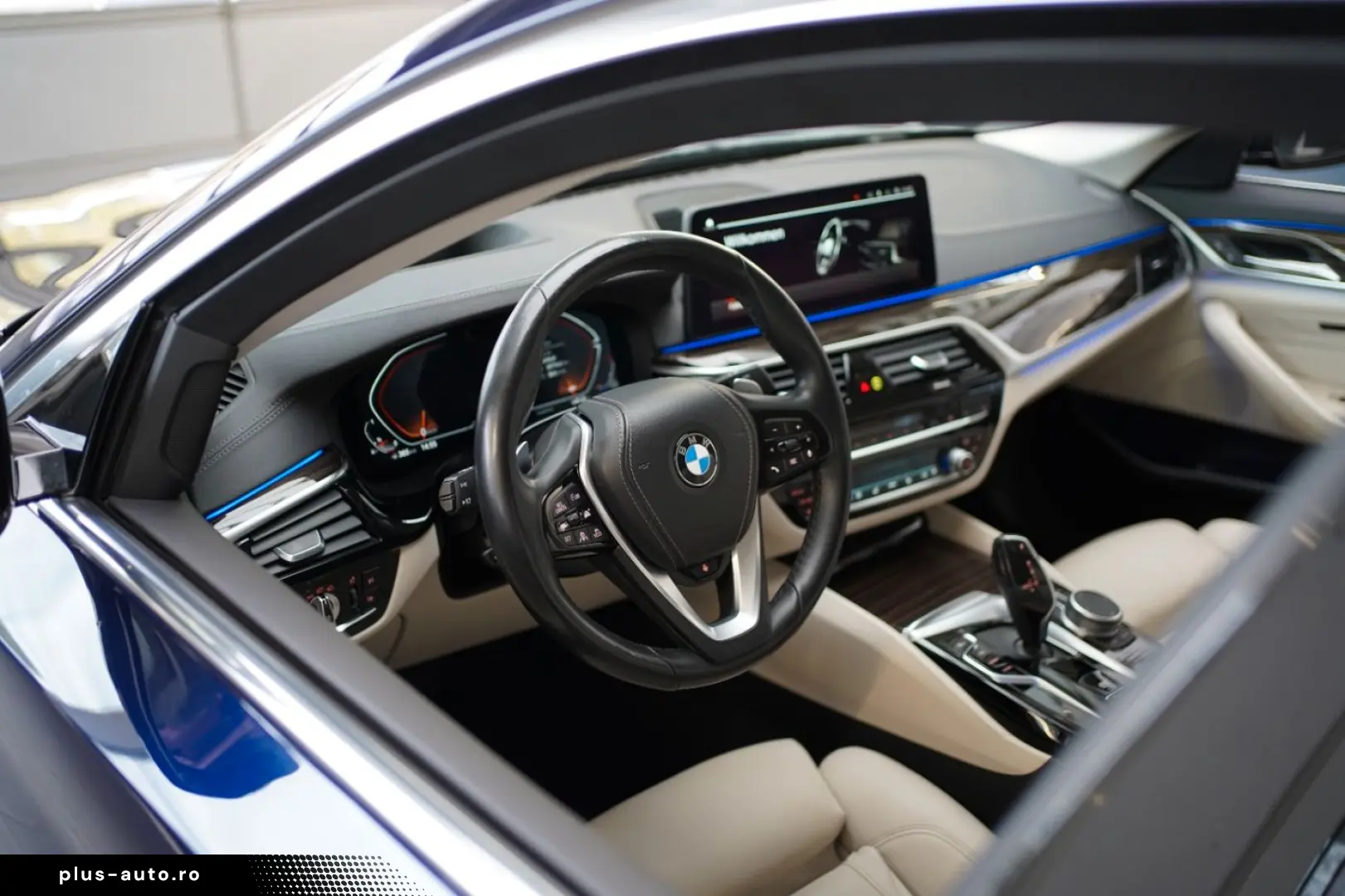 BMW 530i xDrive Luxury Line  Komfortsitze Laserlicht