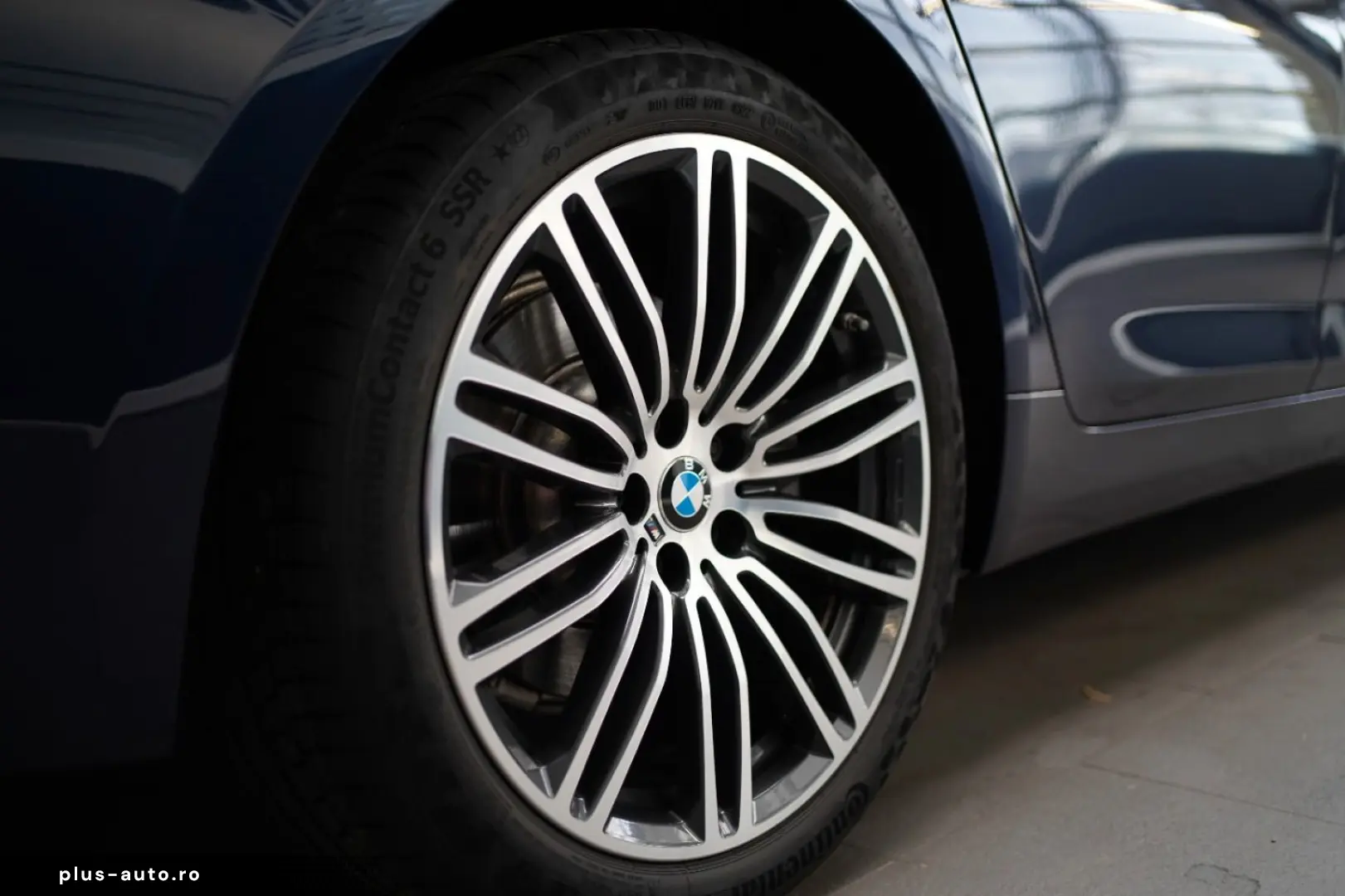 BMW 530i xDrive Luxury Line  Komfortsitze Laserlicht