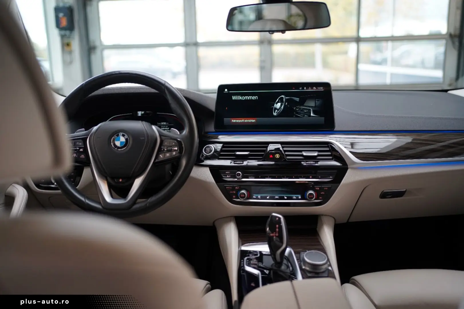 BMW 530i xDrive Luxury Line  Komfortsitze Laserlicht