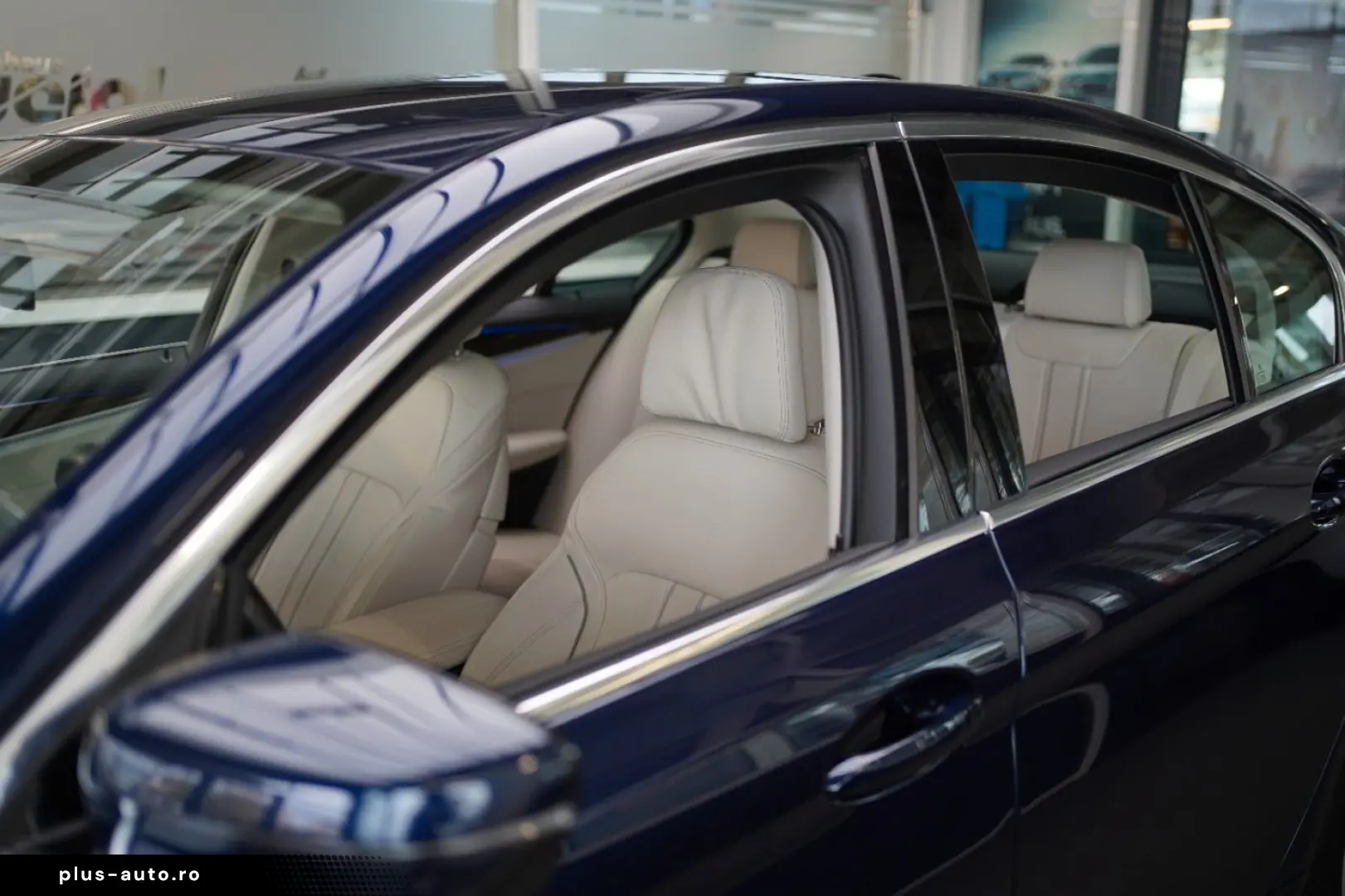 BMW 530i xDrive Luxury Line  Komfortsitze Laserlicht