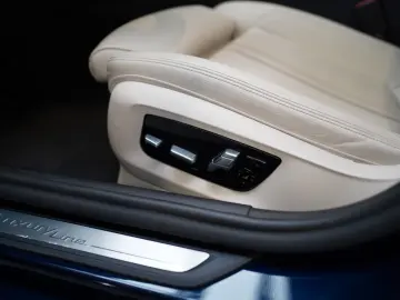 BMW 530i xDrive Luxury Line  Komfortsitze Laserlicht