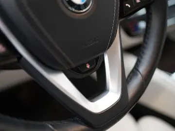 BMW 530i xDrive Luxury Line  Komfortsitze Laserlicht