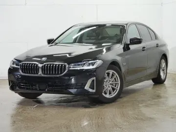 BMW 530e xDrive A