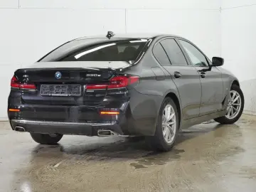 BMW 530e xDrive A