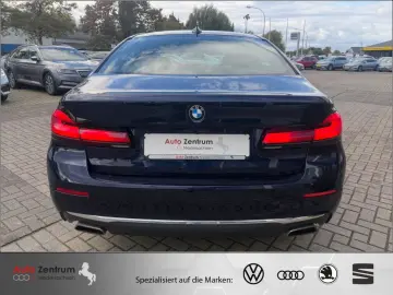 BMW 530d Luxury Line CarPlay AHK Soft-Close Massage