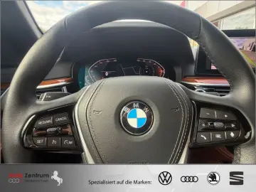 BMW 530d Luxury Line CarPlay AHK Soft-Close Massage