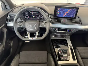Audi Q5 SUV 2024