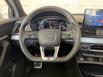 Audi Q5 SUV 2024