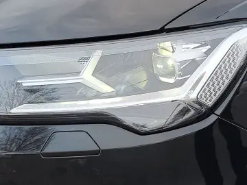 AUDI Q7 50 TDI quattro tiptr. 7-SITZ AHK AIR KAM LEDE