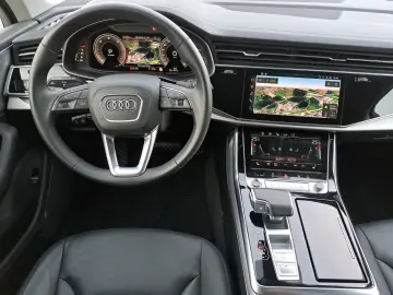 AUDI Q7 50 TDI quattro tiptr. 7-SITZ AHK AIR KAM LEDE