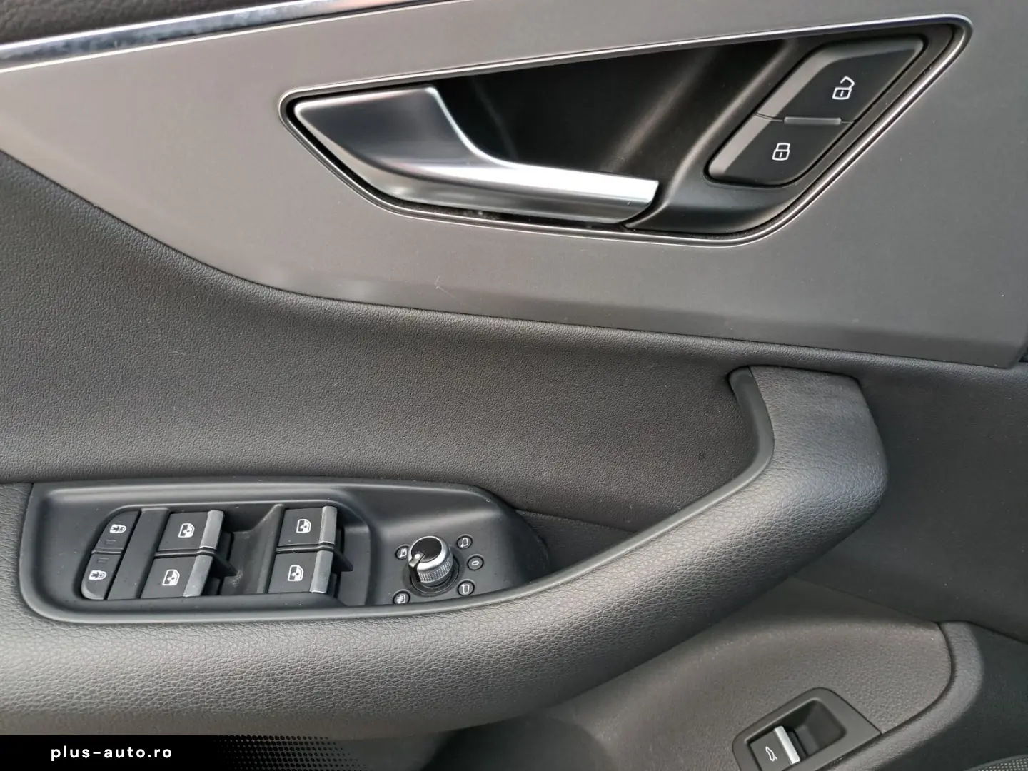 AUDI Q7 50 TDI quattro tiptr. 7-SITZ AHK AIR KAM LEDE