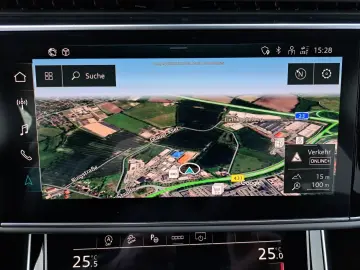 AUDI Q7 50 TDI quattro tiptr. 7-SITZ AHK AIR KAM LEDE