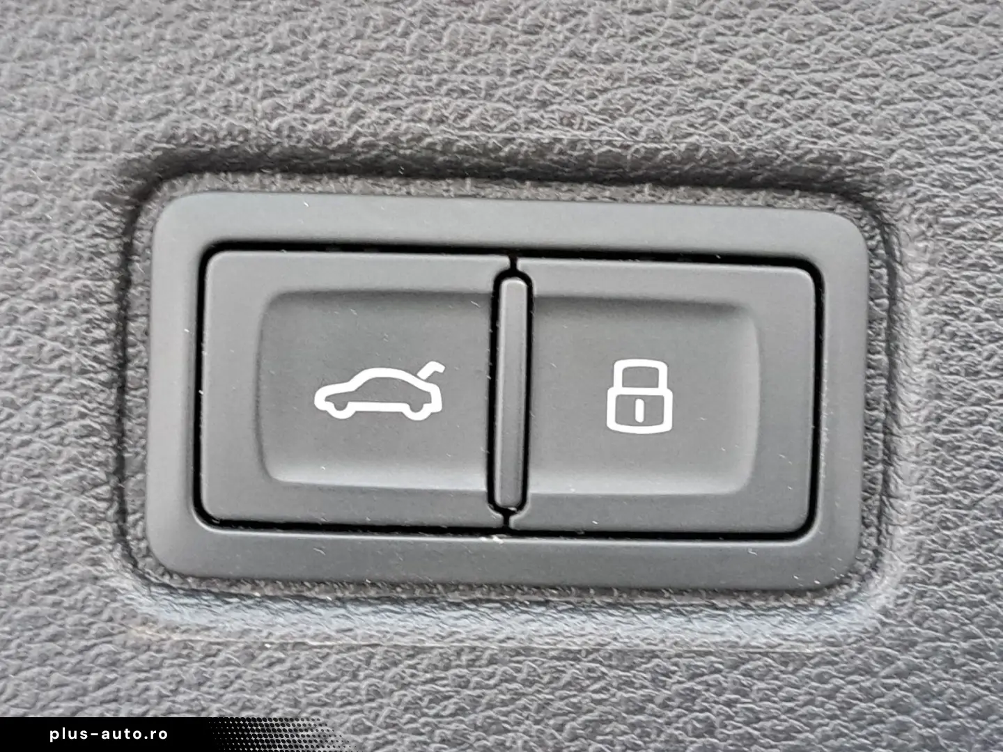 AUDI Q7 50 TDI quattro tiptr. 7-SITZ AHK AIR KAM LEDE