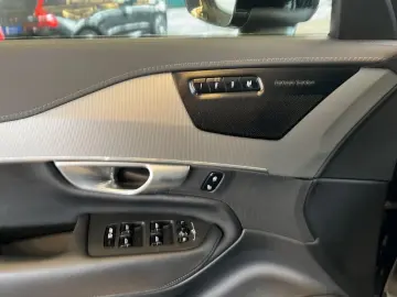 VOLVO XC90 B5 AWD Plus-Bright 7S Glasd 360  Leder Stan