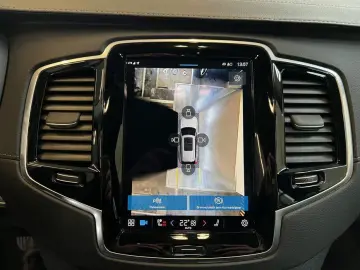 VOLVO XC90 B5 AWD Plus-Bright 7S Glasd 360  Leder Stan