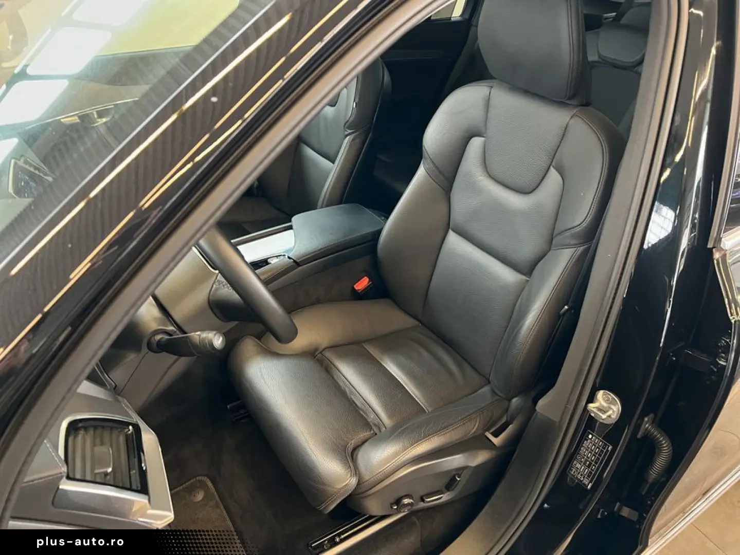 VOLVO XC90 B5 AWD Plus-Bright 7S Glasd 360  Leder Stan