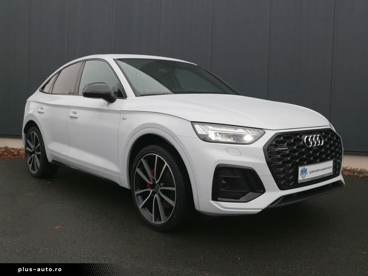 AUDI Q5 Sportback 55 2 0TFSI e quattro S line  Matrix