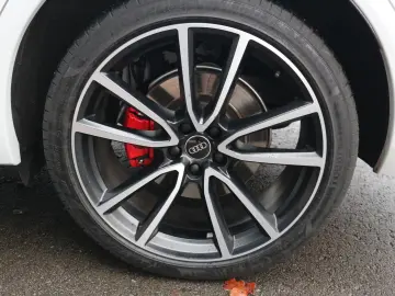 AUDI Q5 Sportback 55 2 0TFSI e quattro S line  Matrix