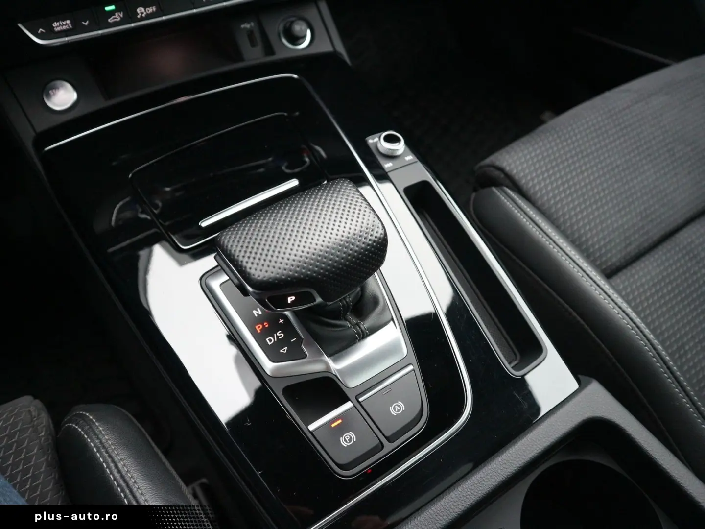 AUDI Q5 Sportback 55 2 0TFSI e quattro S line  Matrix