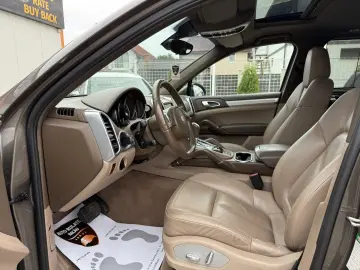 Porsche Cayenne 3.0 TDI V6 211CP 4x4 Automata 2012 Euro 5