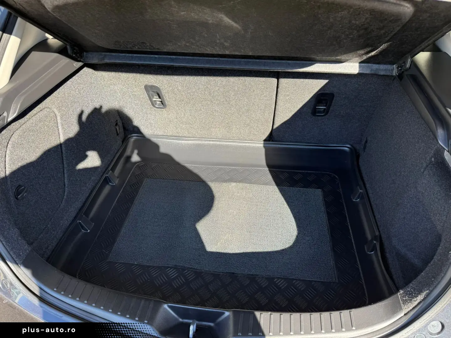 Mazda 3 2.0 Benzina 150 Cp 6 1 trepte