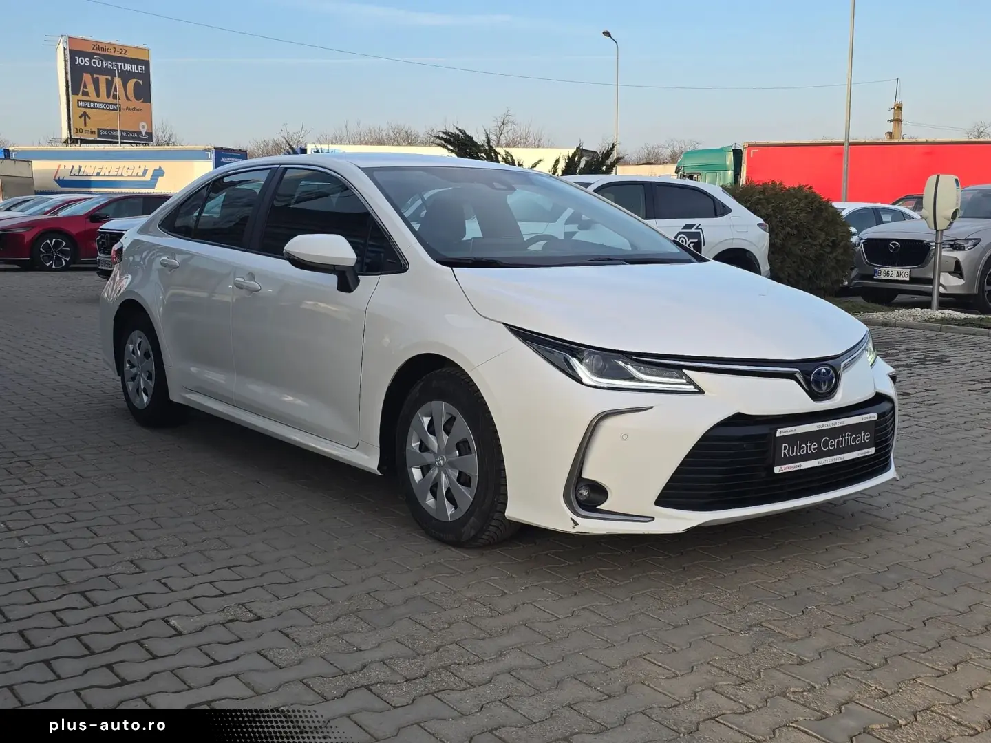Toyota Corolla Hybrid - Business