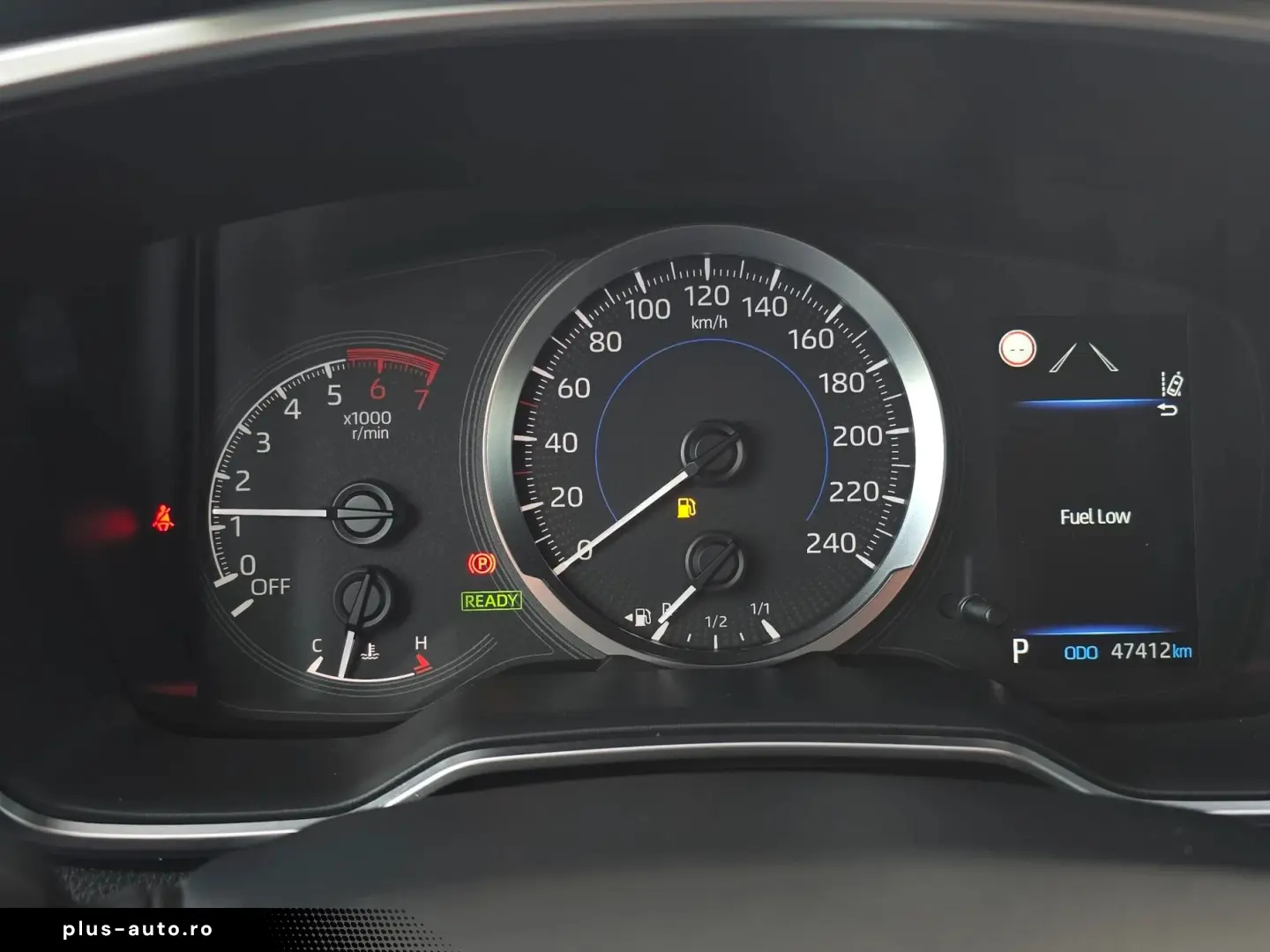 Toyota Corolla Hybrid - Business