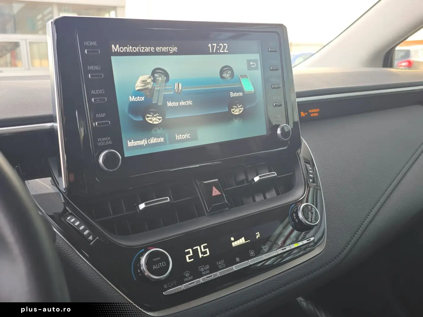 Toyota Corolla Hybrid - Business