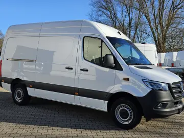 MERCEDES-BENZ Sprinter 317 Automatik LED Kamera Navi AHK3 5t