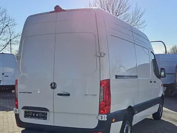 MERCEDES-BENZ Sprinter 317 Automatik LED Kamera Navi AHK3 5t