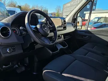 MERCEDES-BENZ Sprinter 317 Automatik LED Kamera Navi AHK3 5t