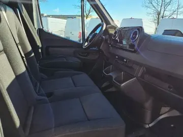 MERCEDES-BENZ Sprinter 317 Automatik LED Kamera Navi AHK3 5t