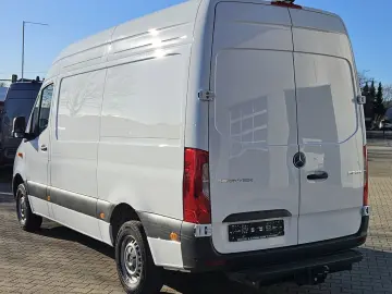 MERCEDES-BENZ Sprinter 317 Automatik LED Kamera Navi AHK3 5t