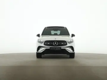 MERCEDES-BENZ GLC 400 e 4M AMG Night Pano AHK Distronic HUD